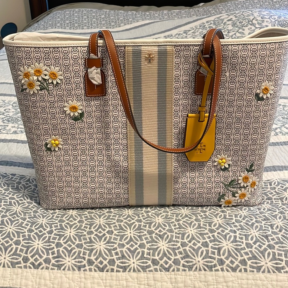 Tory Burch Gemini Link Canvas Tote
